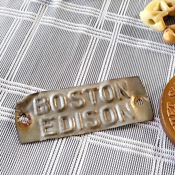 Lot of 8 Misc. Items - Picture 2 of 9